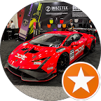 Cliente de pádel satisfecho en Costa Rica